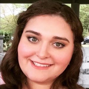 Meet your Posher, Rebecca